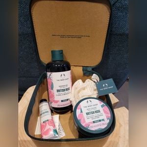 NWT The Body Shop British Rose gift set